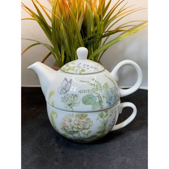 Summer River BV Copyright Porcelain Tea for One Blue Hydrangea - Picture 5 of 14